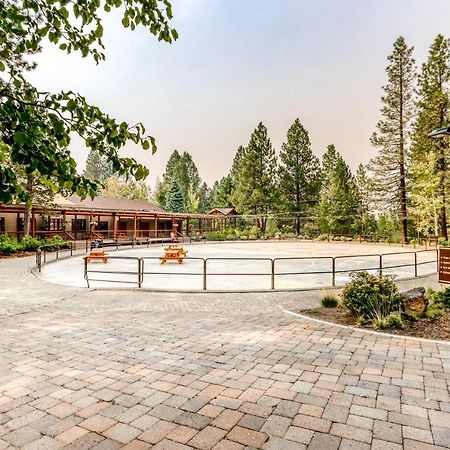 Tree Top Retreat Bend Bagian luar foto